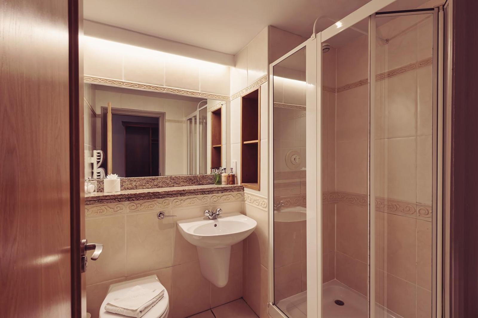 Longlands & 5* Carnforth