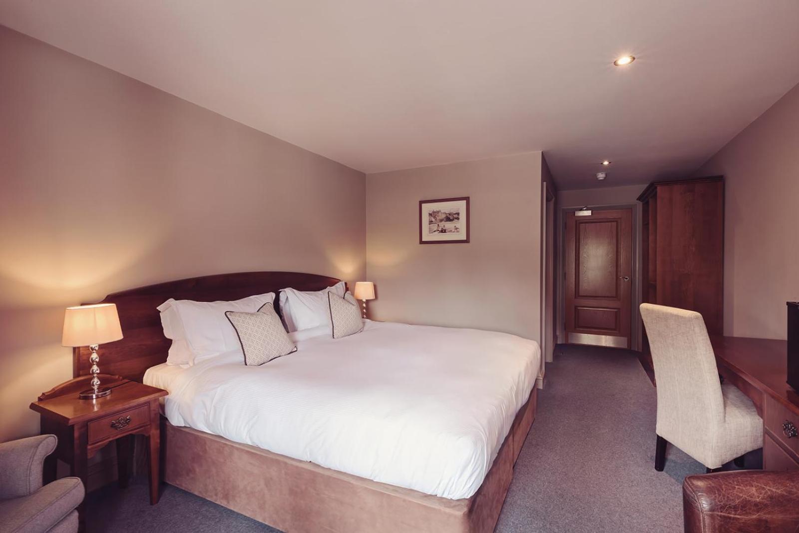 Longlands & Hotel 5*
